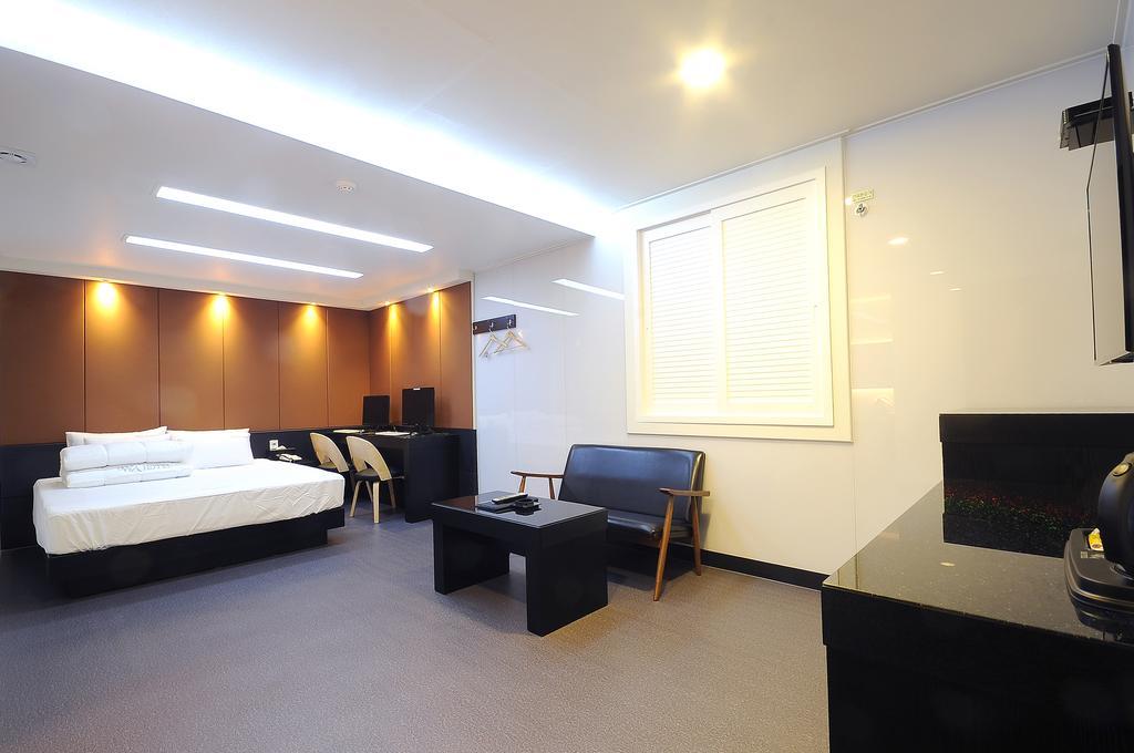 Wa Hotel Μπουσάν Δωμάτιο φωτογραφία