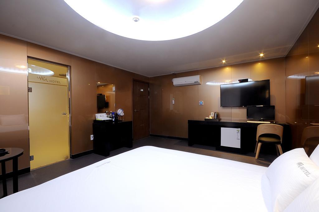Wa Hotel Μπουσάν Δωμάτιο φωτογραφία